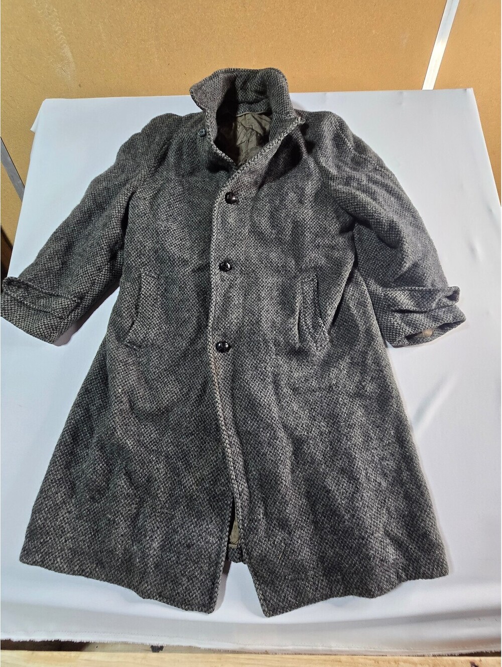 Vintage 1950s Fashion Tailored Clothes Gray Wool Overcoat L Button Closure